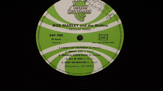 BOB MARLEY & THE WAILERS - KEEP ON MOVING смотреть онлайн