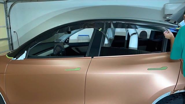 Mind Blowing Tesla model Y Disassembly/Vinyl Wrap/Pillar Delete Timelapse in KPMF Rose Gold смотреть онлайн