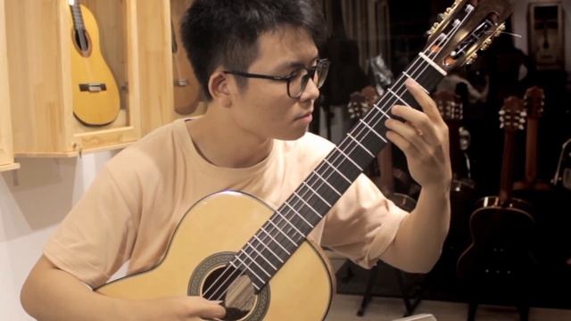 Courante BWV 996 - J.S.Bach | on Segovia 1912 guitar copy by Jellinghaus | Guitarist: Duc Do смотреть онлайн