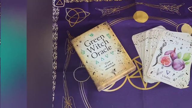 Green Witch Oracle Daily Card Pull смотреть онлайн
