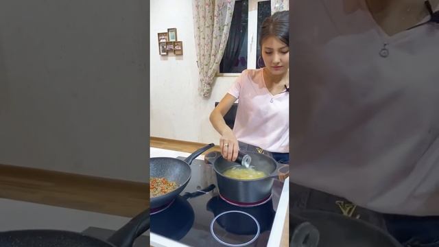 Makarondan Tez Va Oson Tayyor Bo'ladigan Kechki Ovqat