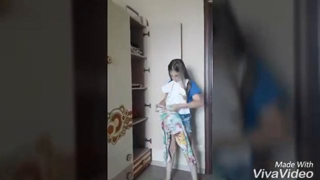 👥Типы людей когда собираются идти гулять 👣 смотреть онлайн