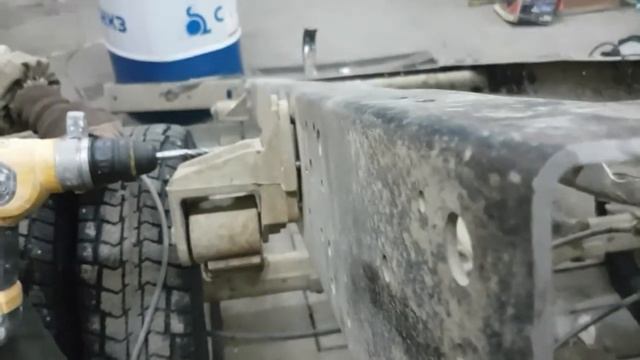 ВЫБИВАНИЕ ЗАКЛЁПОК РАМЫ ГАЗЕЛИ. (КРЕПКИЕ ПОПАЛИСЬ) Часть 4. смотреть онлайн