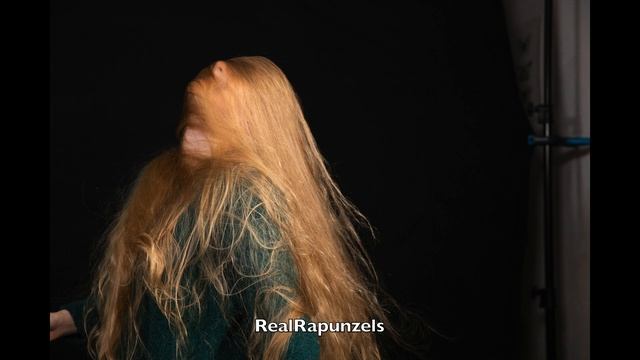 RealRapunzels | Hair Flips Deluxe Photoshoot (preview) смотреть онлайн