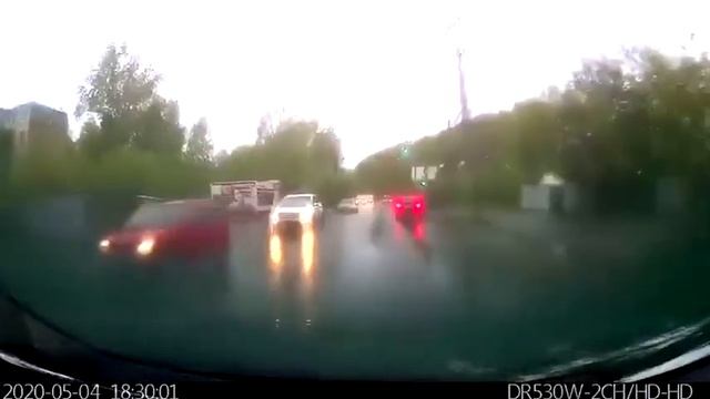 Погоня за 10 летним мальчиком в Томске (нас посадят?) смотреть онлайн