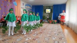 Танец «Березки«подг.группа Ишеевский детсад Берёзка