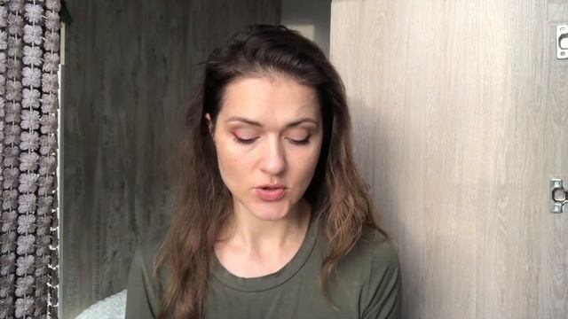 Что такое внутренняя красота :) Напиток «Аква Глоу» с Ceramosides™ и брусникой 32557 смотреть онлайн