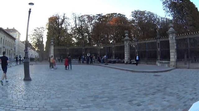 ВЛОГ в Париже часть 13: Люксембургский сад и азиатская кухня. смотреть онлайн