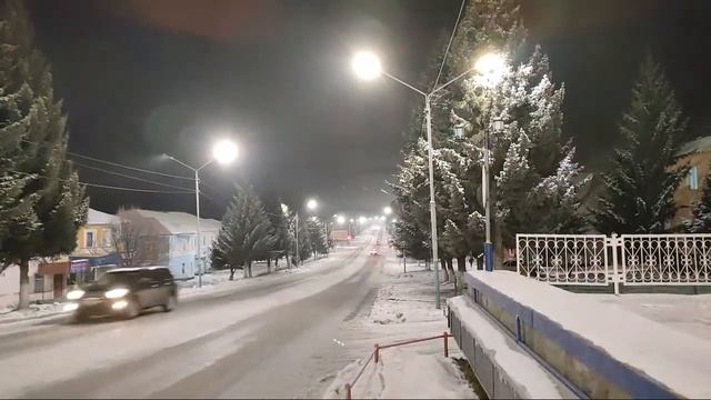НОЧНЫЕ УЛИЦЫ ГОРОДА ЗЫРЯНОВСК / АЛТАЙ / 18.11.2022 г смотреть онлайн