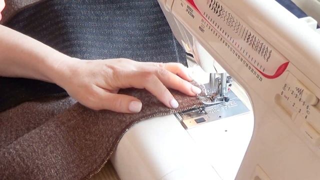#DIY/ ПОКРЫВАЛО и ДЕКОРАТИВНЫЕ ПОДУШКИ на ДИВАН/ МК смотреть онлайн