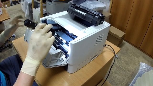 #52 Принтер HP LaserJet P2014 / P2015 мажет, двоит | Грязная печать | Быстрый ремонт) смотреть онлайн