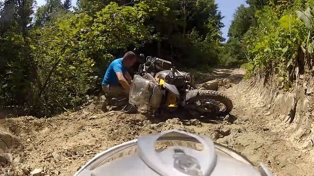 TKA'12 - BMW R 1200 GS Adventure Against Mud In Romania
