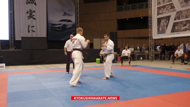 3rd KWU EC, 1/2 -85 Jonas Rosin (Sweden, aka) - Marek Odzeniak (Poland) смотреть онлайн