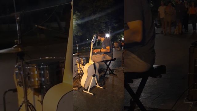 DrumGuitarMan $4x4₽. Мы хотим танцевать (кавер В.Цой) смотреть онлайн