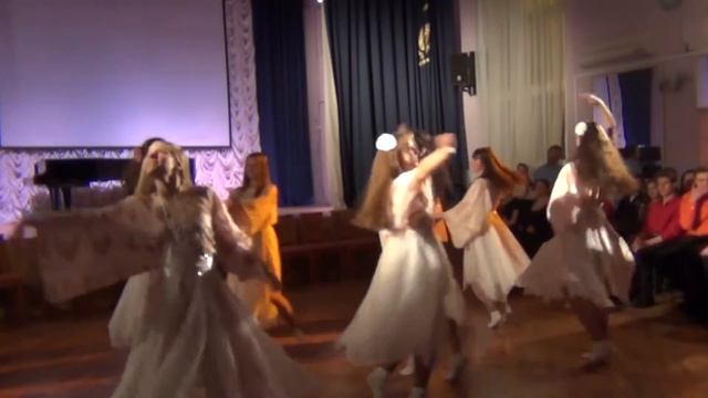 Школьные танцы. Танец Нимф смотреть онлайн
