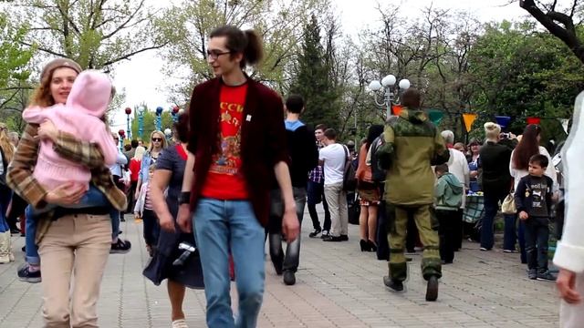 День Победы в Луганске