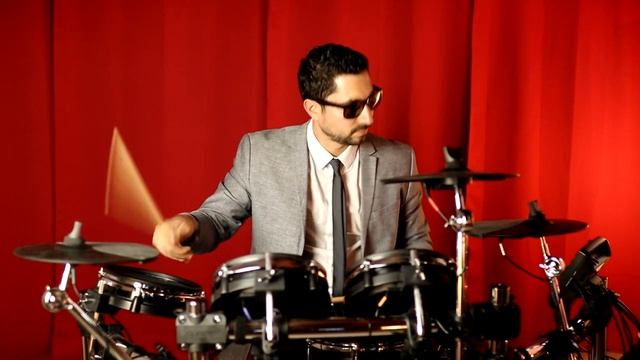 James Bond Theme Song [Surf Rock Cover] смотреть онлайн