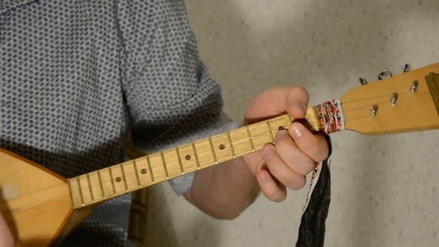Разборы для балалайки. Наигрыш под танец "Картошка" смотреть онлайн