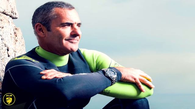 Гаррет Макнамара  (Garrett McNamara) - знаменитый серфингист!