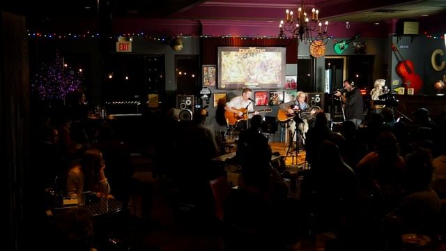 Brian Dowd and Erik Schaffer Live at the Open Mic at The Wolf Café Filmed in 4K w the new Sony FX9 смотреть онлайн