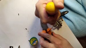 Ремонт мебельных навесов с доводчиком