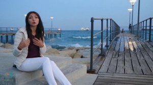 Почему кошка какает мимо лотка? Кошка гадит на кровать, а писает в лоток.