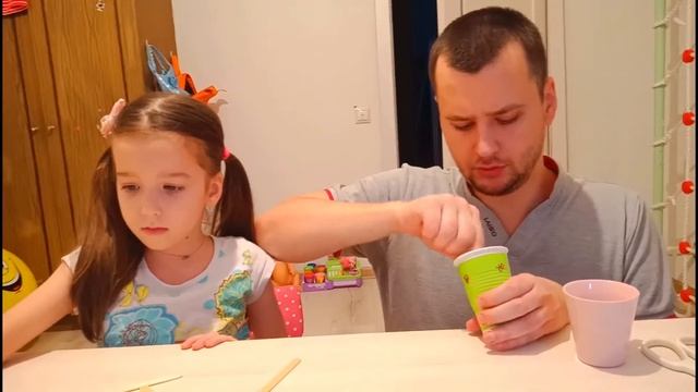 Набор Юный Парфюмер vs Бомбочки Шипучки сделанные своими руками / Опыты Вари смотреть онлайн