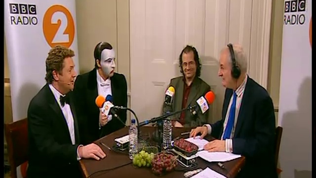 John Owen Jones interview as the phantom смотреть онлайн