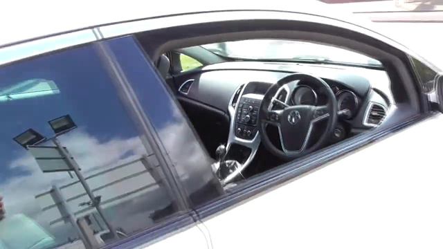 Vauxhall ASTRA GTC 1.6T 16V SRi 3dr U45581 смотреть онлайн