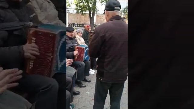 Встречи в парке. Гомель. смотреть онлайн