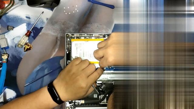 给华为荣耀Magicbook Pro(laptop)扩容 加装2.5寸笔记本硬盘 смотреть онлайн
