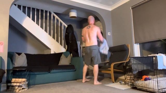 This Charles Bronson Prison Workout Is Chest Pump Perfection смотреть онлайн