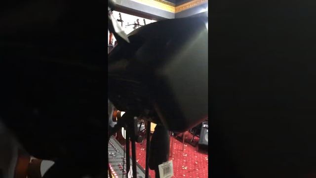 Акустична система Behringer B205D смотреть онлайн