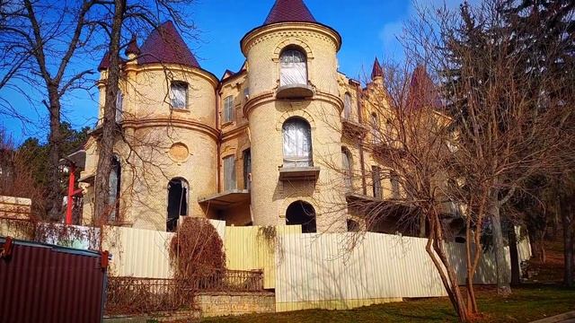 Дача Эльзы, дом с приведениями в Пятигорске смотреть онлайн