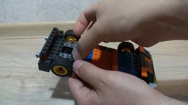 Гоночная машина Ле-Ман из Lego смотреть онлайн