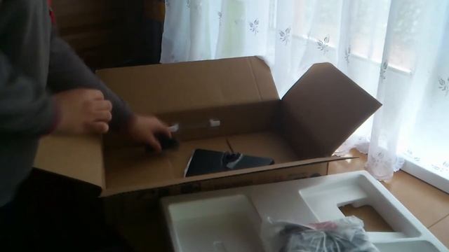 LG LED Monitor E2242T-BN Unboxing [HD] смотреть онлайн