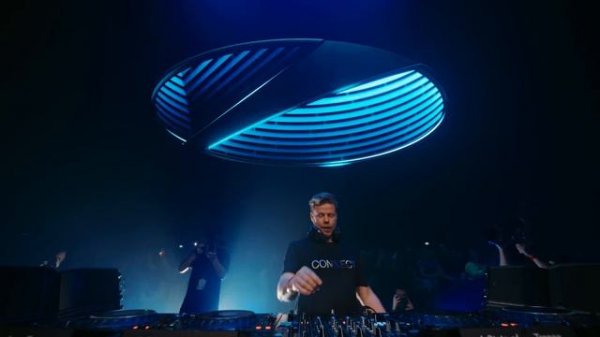 Ferry Corsten -  live at A State of Trance 2024 [VEVAL.RU]