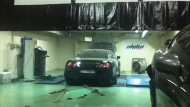 GTR-R35 ALFLAHI (Alpha Logic performance) YAS DRAG 1/4 Mile 9.618 in UAE смотреть онлайн