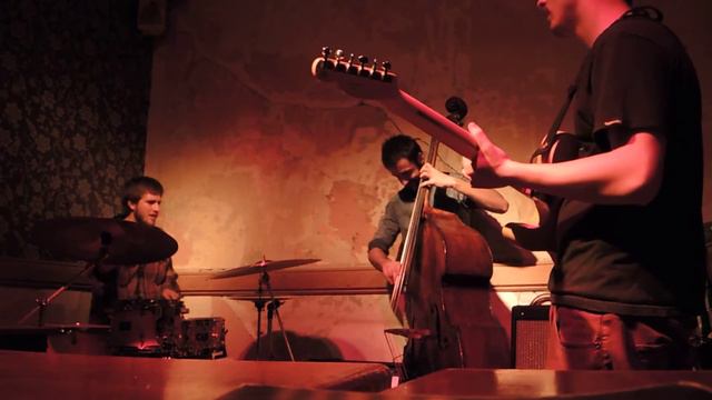 Jeremias di Polito, Juan Ibarra, Antonino Restuccia en "El Mingus" Bar смотреть онлайн