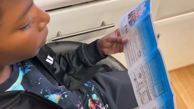 Monopoly Deal unboxing from Hasbro смотреть онлайн