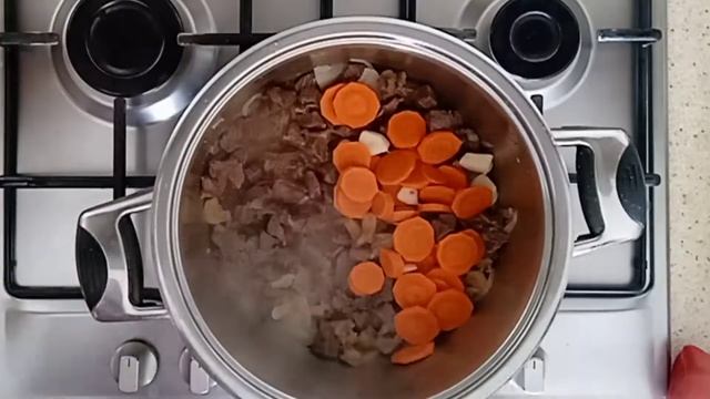 Мяса и немного картофель.Очень просто и вкусно.Қазақша рецепт смотреть онлайн