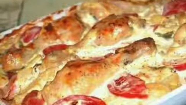 Куриные ножки с овощами в сметанном соусе. Рецепт приготування в описах смотреть онлайн