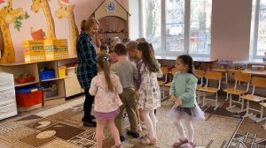 Занятие по подготовке к обучению грамоте в подготовительной группе № 2 (воспитатель Васильева Т.А.)