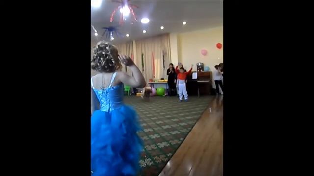 новый год в саду. Ангелина, дрессировщица львов смотреть онлайн