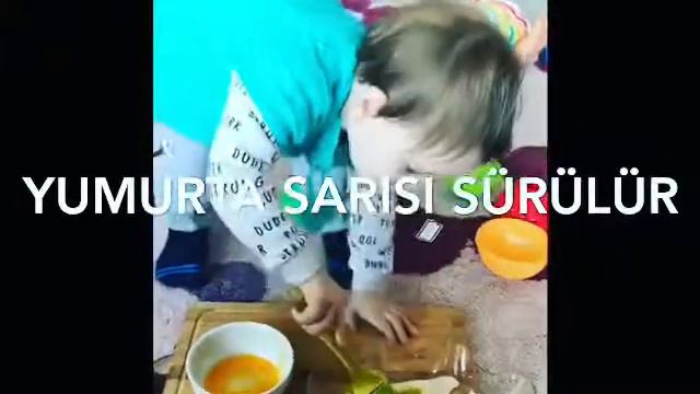 Bora Şef’ten kahvaltı için pratik tarif: Kavurmalı Puf Börek смотреть онлайн