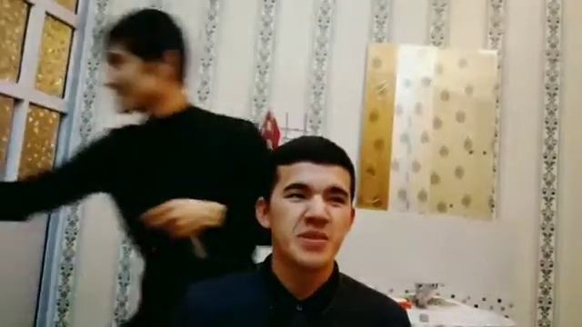 Шаштарездың алдына хар турлы клент келеды? смотреть онлайн