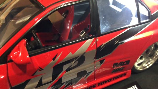 Jada Toys 1:18 Mitsubishi Evolution VIII Review смотреть онлайн