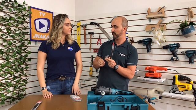 Kit Martelete Makita HR2470 смотреть онлайн