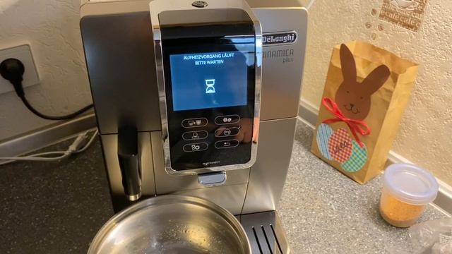 DeLonghi Dinamica Plus ECAM 370.95.T Kaffeevollautomat mit Milchsystem смотреть онлайн