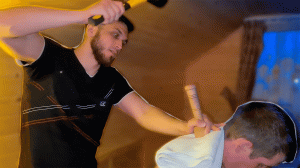 Костоправ убрал горб/Правка молотком